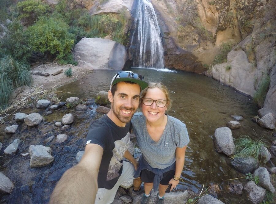 Selfie-vor-dem-wasserfal