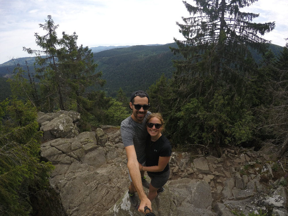Wir-bei-col-de-la-Schlucht Selfie-am-Berg